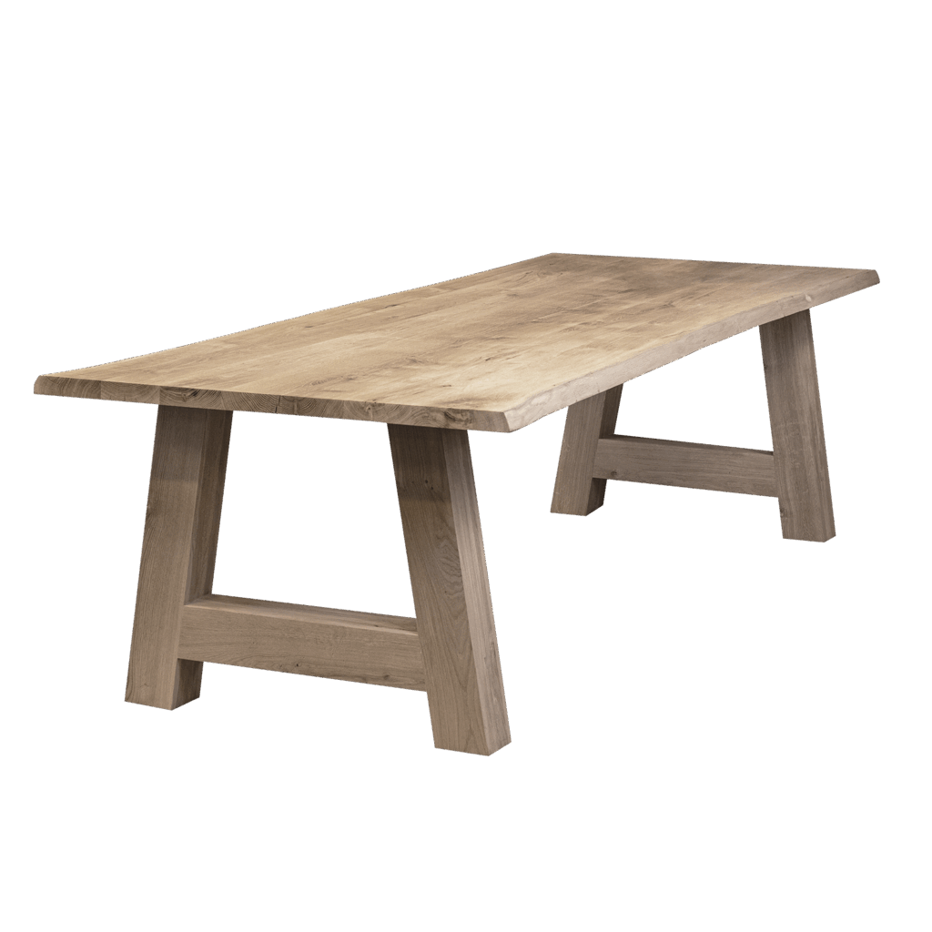 Massief eiken eettafel met boomschorsrand met houten A-poot