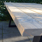 Tuintafel 118 Max – Massief Kloosterhout – stalen poot naar keuze – Duurzaam & Weersbestendig