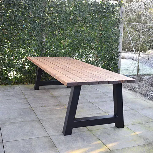 Tuintafel 119 Mitch – Massief Kloosterhout – stalen poot naar keuze – Duurzaam & Weersbestendig